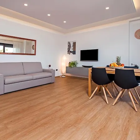 Cal Bianca 878 Apartamento *